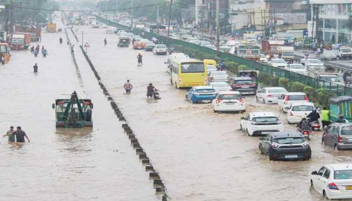 Delhi Rains: ଦିଲ୍ଲୀରେ ପ୍ରବଳ ବର୍ଷା, ଜନଜୀବନ ପ୍ରଭାବିତ Delhi Rains: ଦିଲ୍ଲୀରେ ପ୍ରବଳ ବର୍ଷା, ଜନଜୀବନ ପ୍ରଭାବିତ