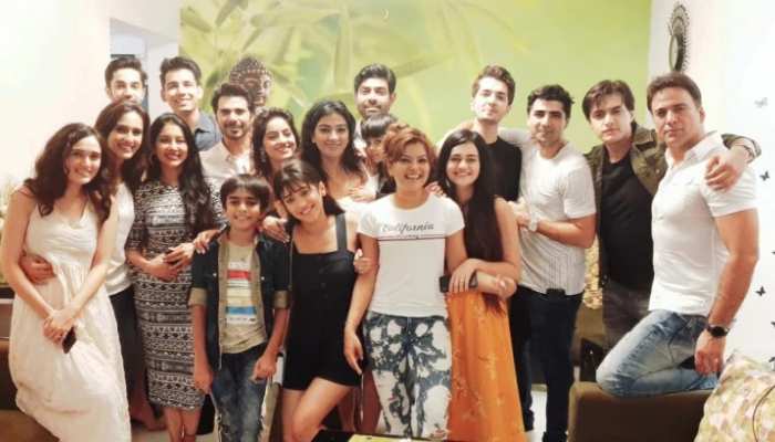 Three Star Cast Of Yeh Rishta Kya Kehlata Hai Tested Corona Positive à¤¯ à¤° à¤¶ à¤¤ à¤ à¤¯ à¤à¤¹à¤² à¤¤ à¤¹ à¤ à¤¤ à¤¨ à¤à¤² à¤ à¤° à¤ à¤° à¤¨ à¤ª à¤ à¤ à¤µ Hindi News à¤ à¤² à¤®à¤° à¤ à¤ à¤ à¤¸ दोस्तों कबीरा tv आप सभी का तहे दिल से शुक्रिया अदा करता है चैनल को इतना सपोर्ट और सम्मान देने के लिए आपको यूं ही दिखाते रहेंगे हर खबर को सबसे पहले धन्यवाद. three star cast of yeh rishta kya kehlata hai tested corona positive à¤¯ à¤° à¤¶ à¤¤ à¤ à¤¯ à¤à¤¹à¤² à¤¤ à¤¹ à¤ à¤¤ à¤¨ à¤à¤² à¤ à¤° à¤ à¤° à¤¨ à¤ª à¤ à¤ à¤µ hindi news à¤ à¤² à¤®à¤° à¤ à¤ à¤ à¤¸
