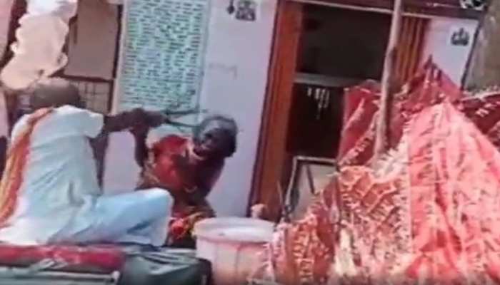 अंधविश्वास: भूत भगाने के नाम पर तांत्रिक ने खातून की गर्म ज़ंजीरों से की पिटाई