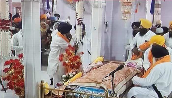 ਝਬਾਲ: ਸ਼ਰਧਾ-ਭਾਵਨਾ ਨਾਲ ਮਨਾਇਆ ਗਿਆ ਬਾਬਾ ਬੁੱਢਾ ਸਾਹਿਬ ਜੀ ਦਾ ਸਾਲਾਨਾ ਜੋੜ ਮੇਲਾ ਝਬਾਲ: ਸ਼ਰਧਾ-ਭਾਵਨਾ ਨਾਲ ਮਨਾਇਆ ਗਿਆ ਬਾਬਾ ਬੁੱਢਾ ਸਾਹਿਬ ਜੀ ਦਾ ਸਾਲਾਨਾ ਜੋੜ ਮੇਲਾ