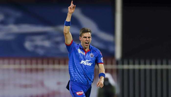DC के इस बॉलर ने फेंकी IPL इतिहास की सबसे तेज गेंद, डेल स्टेन का रिकॉर्ड तोड़ा DC के इस बॉलर ने फेंकी IPL इतिहास की सबसे तेज गेंद, डेल स्टेन का रिकॉर्ड तोड़ा