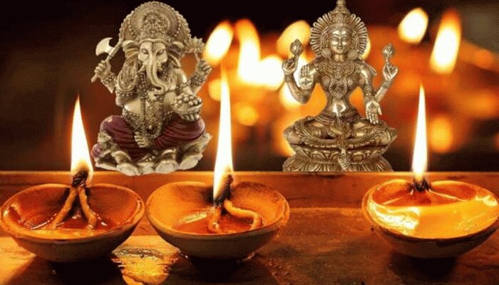 दिवाली पर इन चीजों का दिखना होता है शुभ,जाग उठेगी सोई हुई किस्मत दिवाली पर इन चीजों का दिखना होता है शुभ,जाग उठेगी सोई हुई किस्मत