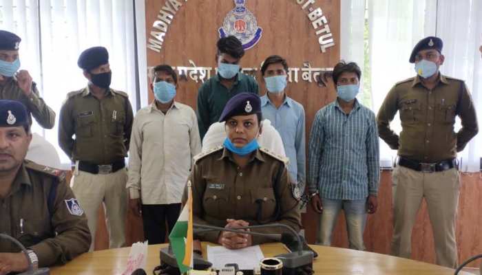 मामा के साथ मिलकर बेटे ने की मौसा की हत्या क्योंकि मां से छेड़छाड़ करते देख लिया था