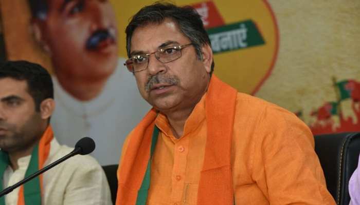पूनिया का कानून-व्यवस्था को लेकर सरकार पर हमला, कहा-डर के साए में जी रही जनता पूनिया का कानून-व्यवस्था को लेकर सरकार पर हमला, कहा-डर के साए में जी रही जनता