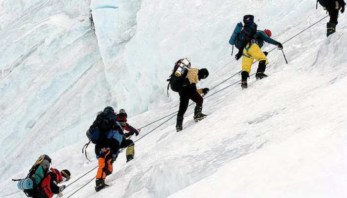 Mount Everest क्या नहीं रह गया सबसे ऊंचा? नेपाल दुनिया को बताएगा