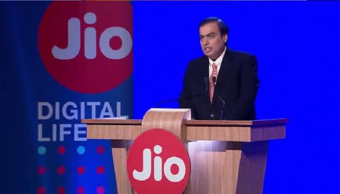 बड़ी खुशखबरी: Jio जल्द लाएगा सस्ते स्मार्टफोन, जारी किये सस्ते प्लान