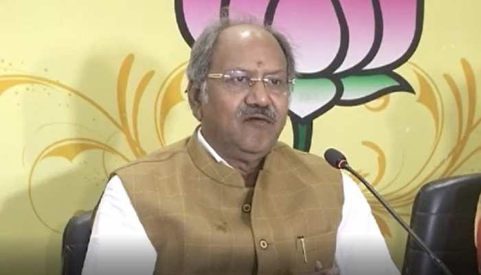 chhattisgarh brijmohan agrawal said urban naxal tukde tukde gang support  farmers agitation bhupesh baghel government ngmp | पूर्व कृषि मंत्री का  बयान- अर्बन नक्सल और टुकड़े-टुकड़े गैंग दे ...