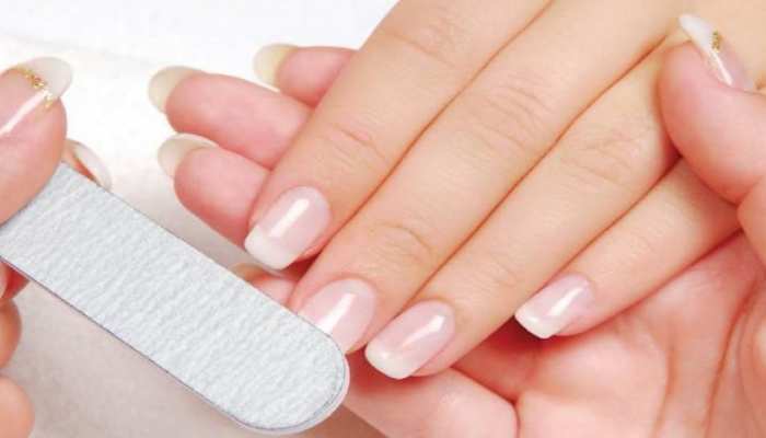 how to grow nails at home | Nail Care: इन टिप्स से घर पर आसानी से रखें अपने नाखूनों का ख्याल | Hindi News, लाइफस्टाइल how to grow nails at home | Nail Care: इन टिप्स से घर पर आसानी से रखें अपने नाखूनों का ख्याल | Hindi News, लाइफस्टाइल