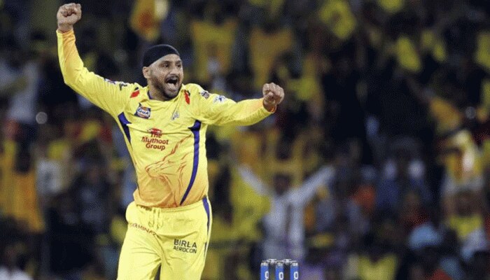 IPL 2021: ਹਰਭਜਨ ਸਿੰਘ IPL ਦੀ CSK ਤੋਂ ਹੋਏ OUT,ਭੱਜੀ ਨੇ ਸਾਹਮਣੇ ਆਕੇ ਦੱਸੀ ਇਹ ਵਜ੍ਹਾ IPL 2021: ਹਰਭਜਨ ਸਿੰਘ IPL ਦੀ CSK ਤੋਂ ਹੋਏ OUT,ਭੱਜੀ ਨੇ ਸਾਹਮਣੇ ਆਕੇ ਦੱਸੀ ਇਹ ਵਜ੍ਹਾ