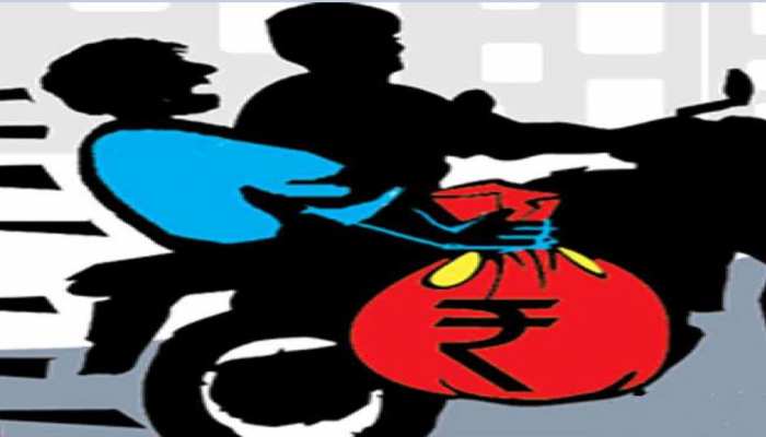 Jamui: Girlfriend की demand पूरी करने के लिए लुटेरा बना युवक, अब खा रहा है हवालात की हवा Jamui: Girlfriend की demand पूरी करने के लिए लुटेरा बना युवक, अब खा रहा है हवालात की हवा