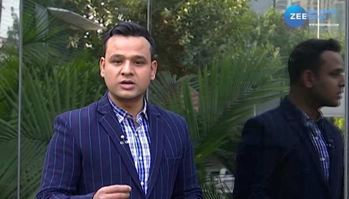 In a minute and a half, thieves flew mobiles of millions