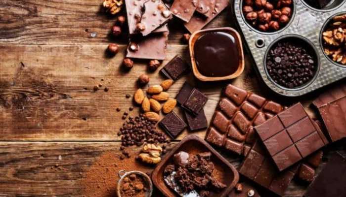 Chocolate Day Special: पार्टनर को उनके मिजाज के अनुसार खिलाएं चॉकलेट, रिश्ते में घुल जाएगी मिठास