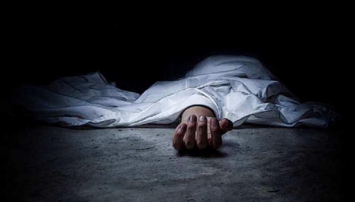 Sawai Madhopur: गोदाम में युवक का शव मिलने से फैली सनसनी, जांच में जुटी पुलिस Sawai Madhopur: गोदाम में युवक का शव मिलने से फैली सनसनी, जांच में जुटी पुलिस