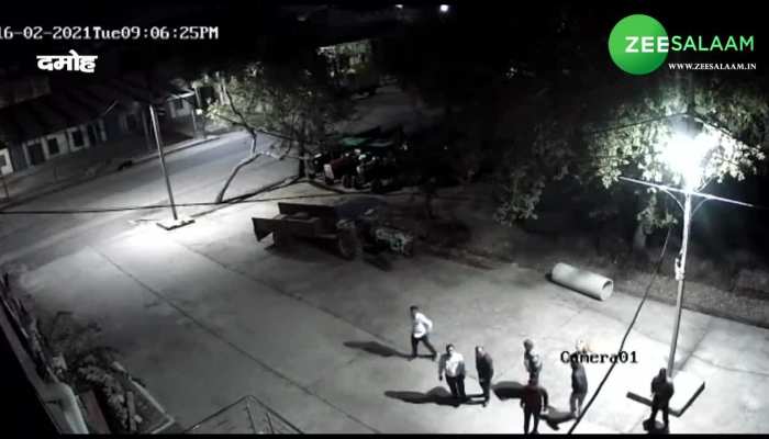 madhya pradesh damoh accident cctv viral video