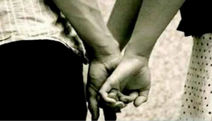 The married woman found alive who was declared dead two and half years ago  she escaped with the lover | ढाई साल पहले मृत विवाहिता को पुलिस ने जिंदा  किया बरामद, पति