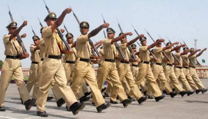 UP Police SI Recruitment 2021: इस राज्य के पुलिस विभाग में 9534 पदों पर निकली भर्ती, ऐसे करें आवेदन UP Police SI Recruitment 2021: इस राज्य के पुलिस विभाग में 9534 पदों पर निकली भर्ती, ऐसे करें आवेदन