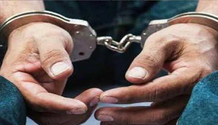 Banswara Samachar: लूट और हत्या के मामले का खुलासा, 3 आरोपी गिरफ्तार Banswara Samachar: लूट और हत्या के मामले का खुलासा, 3 आरोपी गिरफ्तार