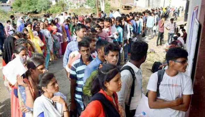 8वीं पास के लिए सरकारी नौकरी का शानदार मौका, 2500 पदों पर निकली भर्ती, जल्द करें अप्लाई 8वीं पास के लिए सरकारी नौकरी का शानदार मौका, 2500 पदों पर निकली भर्ती, जल्द करें अप्लाई