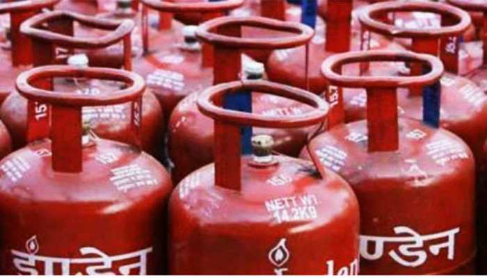 1 Crore Free LPG Connection Ujjwala Scheme by 2023 Booking Rules also Change 1 Crore Free LPG Connection Ujjwala Scheme by 2023 Booking Rules also Change