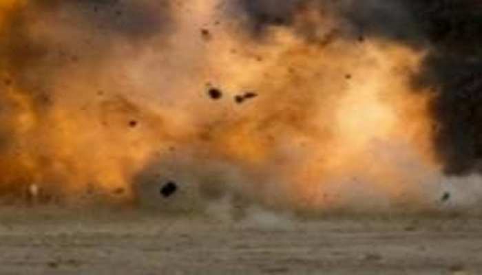 West Singhbhum के वन क्षेत्र में IED ब्लास्ट में 3 जवान शहीद, 2 घायल West Singhbhum के वन क्षेत्र में IED ब्लास्ट में 3 जवान शहीद, 2 घायल