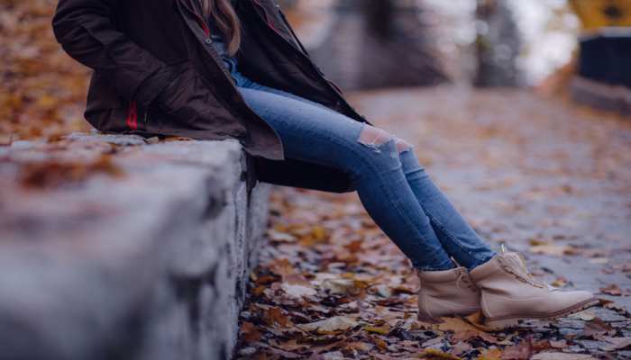 Obscene Acts: Court ने अश्लील हरकत के लिए महिला को सुनाई 2 दिन जेल की सजा, 5 हजार का जुर्माना भी लगाया Obscene Acts: Court ने अश्लील हरकत के लिए महिला को सुनाई 2 दिन जेल की सजा, 5 हजार का जुर्माना भी लगाया