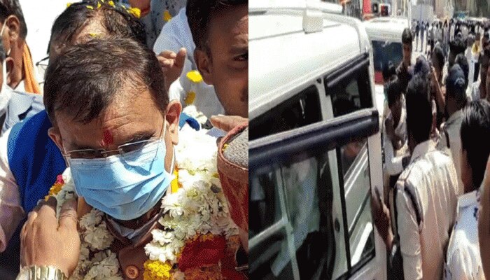 बीजेपी की रैली में पहुंचे पॉकेटमार,पुलिस ने एक को हिरासत में लिया,एक भाग निकला बीजेपी की रैली में पहुंचे पॉकेटमार,पुलिस ने एक को हिरासत में लिया,एक भाग निकला