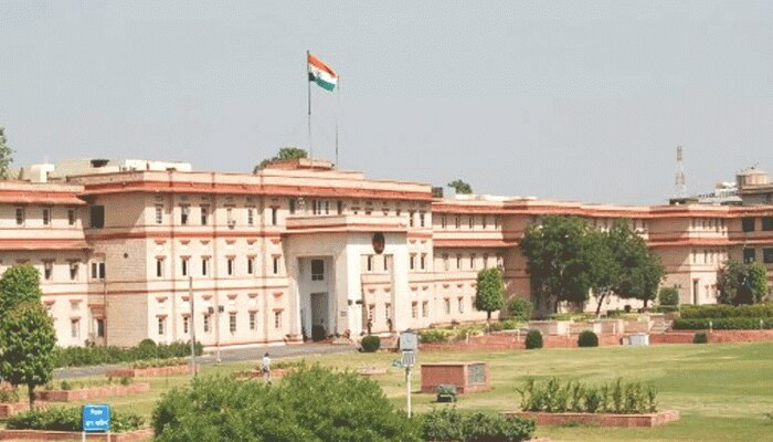 Jaipur News: राजस्थान सचिवालय की सुरक्षा पर उठे सवाल, जानिए ऐसा क्या हुआ चोरी? Jaipur News: राजस्थान सचिवालय की सुरक्षा पर उठे सवाल, जानिए ऐसा क्या हुआ चोरी?