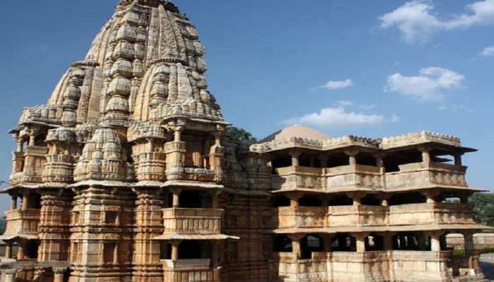 Mahashivratri: ईंट-सीमेंट मुक्त बना है देवसोमनाथ मंदिर, देश-विदेश से दर्शन करने पहुंचते हैं श्रद्धालु Mahashivratri: ईंट-सीमेंट मुक्त बना है देवसोमनाथ मंदिर, देश-विदेश से दर्शन करने पहुंचते हैं श्रद्धालु