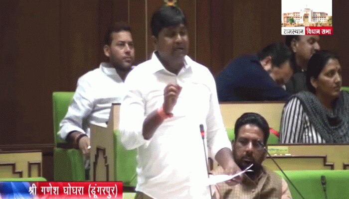 Banswara: Ganesh Ghoghra के 'आदिवासी हिंदू नहीं' बयान पर मचा घमासान, जमकर हुई निंदा Banswara: Ganesh Ghoghra के 'आदिवासी हिंदू नहीं' बयान पर मचा घमासान, जमकर हुई निंदा