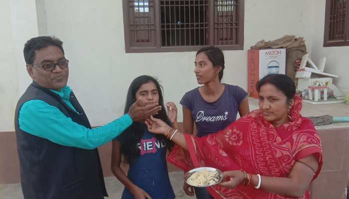 Bihar Intermediate Result 2021: बहनों ने रचा इतिहास, बड़ी के बाद छोटी भी बनी स्टेट टॉपर Bihar Intermediate Result 2021: बहनों ने रचा इतिहास, बड़ी के बाद छोटी भी बनी स्टेट टॉपर