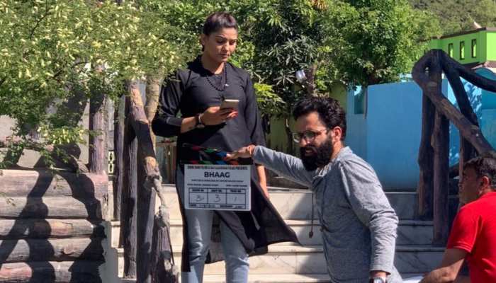 अब वैब सीरीज़ में सपना चौधरी दिखाएंगी अपना जलवा, देखिए दर्शकों के लिए क्या है खास अब वैब सीरीज़ में सपना चौधरी दिखाएंगी अपना जलवा, देखिए दर्शकों के लिए क्या है खास