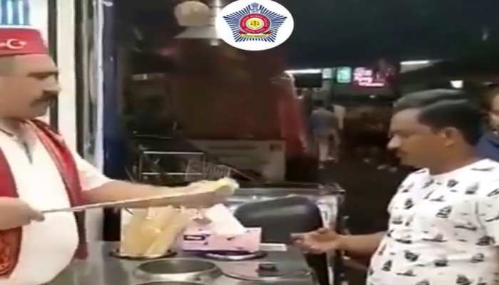 Mumbai Police Targets Hackers Through Turkish Ice Cream Video Shares Post On Social Media Instagram Viral News | Mumbai Police ने Turkey की Ice Cream के जरिए Hackers पर साधा निशाना, मजेदार Mumbai Police Targets Hackers Through Turkish Ice Cream Video Shares Post On Social Media Instagram Viral News | Mumbai Police ने Turkey की Ice Cream के जरिए Hackers पर साधा निशाना, मजेदार