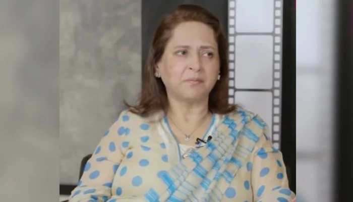 पाकिस्तान की इस दिग्गज एक्ट्रेस ने बताया, दूसरी पत्नी के लिए पति ने जबरदस्ती दिया था तलाक पाकिस्तान की इस दिग्गज एक्ट्रेस ने बताया, दूसरी पत्नी के लिए पति ने जबरदस्ती दिया था तलाक