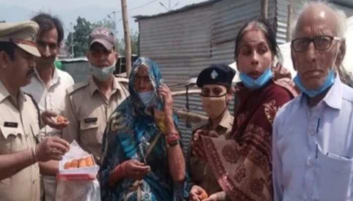 2016 अर्धकुंभ में गुम हुई महिला 2021 कुंभ में मिली, पांच सालों में कर ली चारों धाम की यात्रा 2016 अर्धकुंभ में गुम हुई महिला 2021 कुंभ में मिली, पांच सालों में कर ली चारों धाम की यात्रा