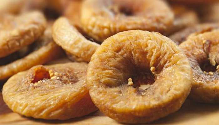Dried figs provide relief from serious problems like constipation and blood pressure, many benefits are available by consuming empty stomach in the morning.