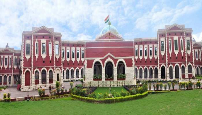 Jharkhand: देख तेरे संसार की हालात क्या हो गई भगवान, कितना बदल गया Surgeon! Jharkhand: देख तेरे संसार की हालात क्या हो गई भगवान, कितना बदल गया Surgeon!