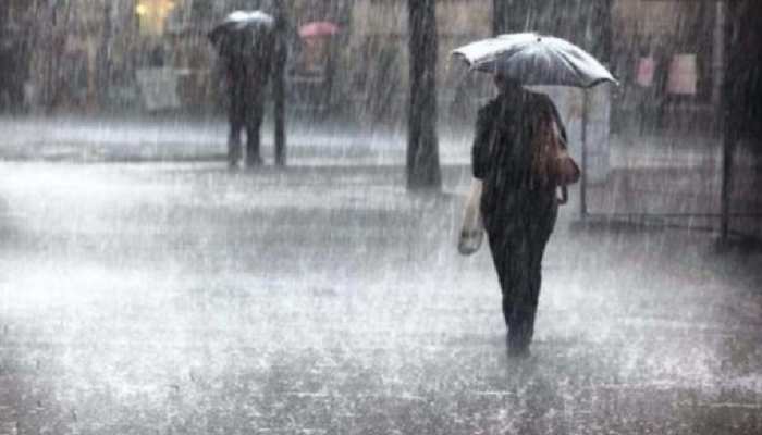 MP मौसम अपडेट: भोपाल समेत इन इलाकों में हुई बारिश, अलगे 24 घंटों में इन 7 जिलों में बरस सकते हैं बदरा MP मौसम अपडेट: भोपाल समेत इन इलाकों में हुई बारिश, अलगे 24 घंटों में इन 7 जिलों में बरस सकते हैं बदरा