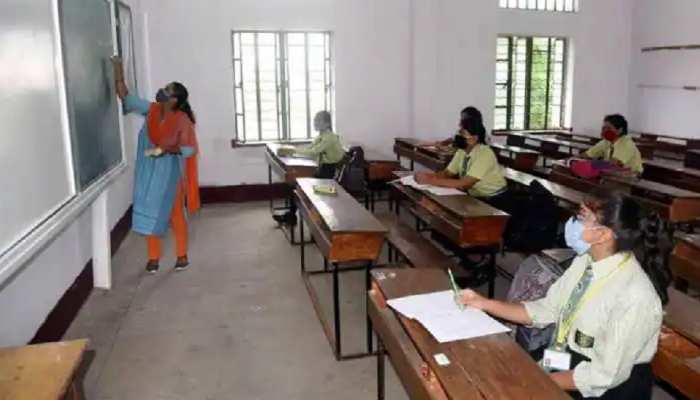 Rajasthan: 12 लाख छात्रों को मिली राहत, बोर्ड ने जारी किया 8वीं परीक्षा का नया Time Table Rajasthan: 12 लाख छात्रों को मिली राहत, बोर्ड ने जारी किया 8वीं परीक्षा का नया Time Table