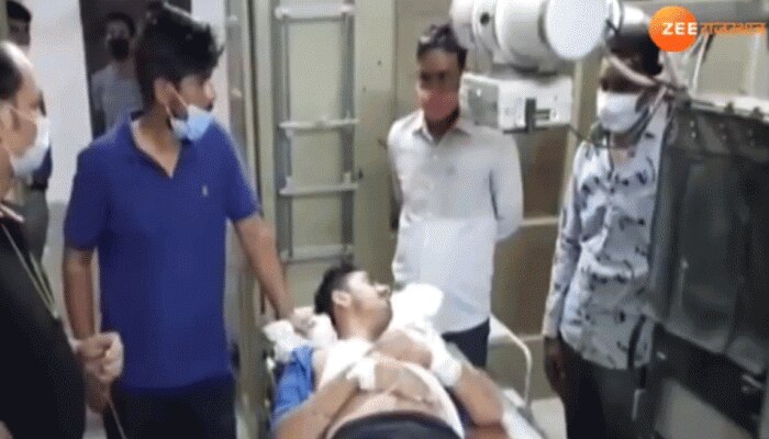 VIDEO: हमलावरों ने तोड़े BJP नेता के हाथ-पैर, पूर्व विधायक ने की कार्रवाई की मांग VIDEO: हमलावरों ने तोड़े BJP नेता के हाथ-पैर, पूर्व विधायक ने की कार्रवाई की मांग