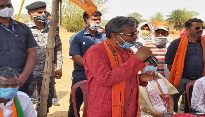 झारखंड में हेल्थ इमरजेंसी का हो ऐलान, CM समेत पूरी सरकार सोयी हुई है: बाबूलाल मरांडी झारखंड में हेल्थ इमरजेंसी का हो ऐलान, CM समेत पूरी सरकार सोयी हुई है: बाबूलाल मरांडी