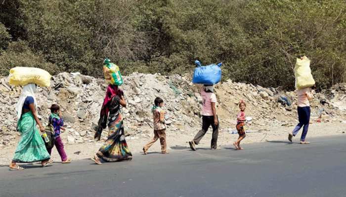 लॉकडाउन की आहट मात्र से प्रवासी मजदूरों ने तय किया 630 किमी का पैदल सफर, जानिए क्या कहा लॉकडाउन की आहट मात्र से प्रवासी मजदूरों ने तय किया 630 किमी का पैदल सफर, जानिए क्या कहा