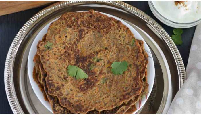 Navratri Vrat Recipe: व्रत में बनाएं कुट्टू के आटे का चीला, भर जाएगा पेट Navratri Vrat Recipe: व्रत में बनाएं कुट्टू के आटे का चीला, भर जाएगा पेट