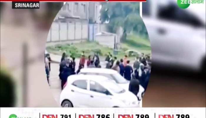clash between students in law college Srinagar see VIRAL VIDEO