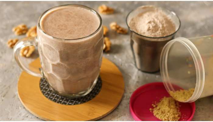 Ragi Malt Recipe: सेहत के लिए काफी फायदेमंद है रागी माल्ट, जानिए इसकी आसान रेसिपी Ragi Malt Recipe: सेहत के लिए काफी फायदेमंद है रागी माल्ट, जानिए इसकी आसान रेसिपी