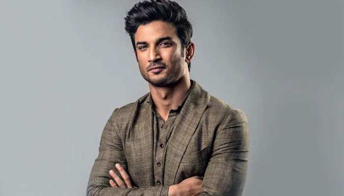 Sushant Singh Rajput की बायोपिक के मेकर्स को मिला हाई कोर्ट का नोटिस, पिता ने की थी बैन की मांग Sushant Singh Rajput की बायोपिक के मेकर्स को मिला हाई कोर्ट का नोटिस, पिता ने की थी बैन की मांग