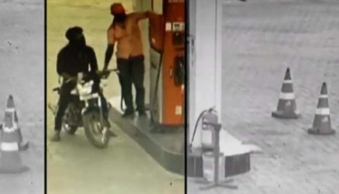 Pratapgarh : पेट्रोल पंप कर्मियों से लूट, पहले भरवाया पेट्रोल, फिर रूपए छीनकर फरार Pratapgarh : पेट्रोल पंप कर्मियों से लूट, पहले भरवाया पेट्रोल, फिर रूपए छीनकर फरार