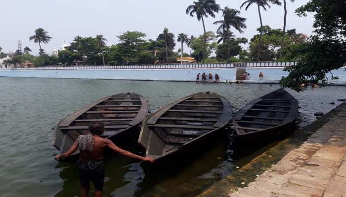 କୋରୋନା କାଳେ ମହାପ୍ରଭୁଙ୍କ ଜଳ କ୍ରୀଡା: ନରେନ୍ଦ୍ରରୁ ବାହାରିଲା ଡଙ୍ଗା, ଅକ୍ଷୟ ତୃତୀୟା ପୂର୍ବରୁ ସେବାୟତଙ୍କୁ ୨ଟି ଟିକା କୋରୋନା କାଳେ ମହାପ୍ରଭୁଙ୍କ ଜଳ କ୍ରୀଡା: ନରେନ୍ଦ୍ରରୁ ବାହାରିଲା ଡଙ୍ଗା, ଅକ୍ଷୟ ତୃତୀୟା ପୂର୍ବରୁ ସେବାୟତଙ୍କୁ ୨ଟି ଟିକା