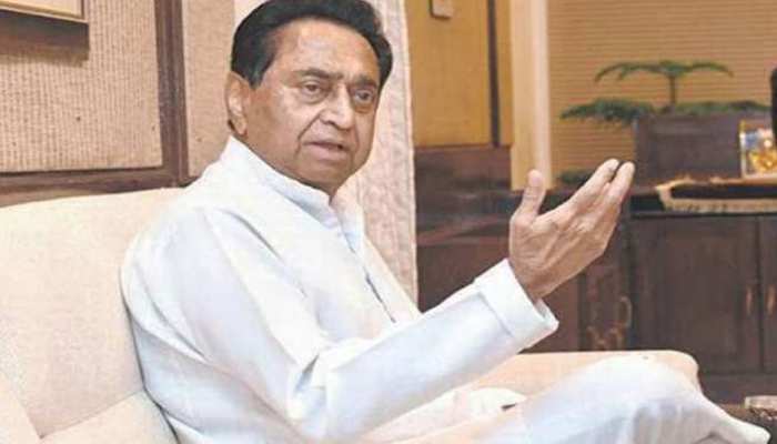 आयुष्मान कार्ड से कोविड के मुफ्त इलाज पर कमलनाथ हमलावर, बोले- ये हमारी योजना है आयुष्मान कार्ड से कोविड के मुफ्त इलाज पर कमलनाथ हमलावर, बोले- ये हमारी योजना है