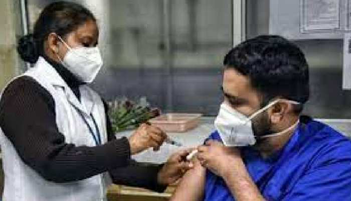 छत्तसीगढ़ः 18-44 के वैक्सीनेशन का एक्शन प्लान- अंत्योदय, BPL व APL को इस तरह लगेगा टीका छत्तसीगढ़ः 18-44 के वैक्सीनेशन का एक्शन प्लान- अंत्योदय, BPL व APL को इस तरह लगेगा टीका
