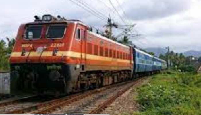 Indian Railway ने दी खुशखबरीः भोपाल के यात्री अब कर सकेंगे मुंबई, पुणे और गोरखपुर तक सफर Indian Railway ने दी खुशखबरीः भोपाल के यात्री अब कर सकेंगे मुंबई, पुणे और गोरखपुर तक सफर